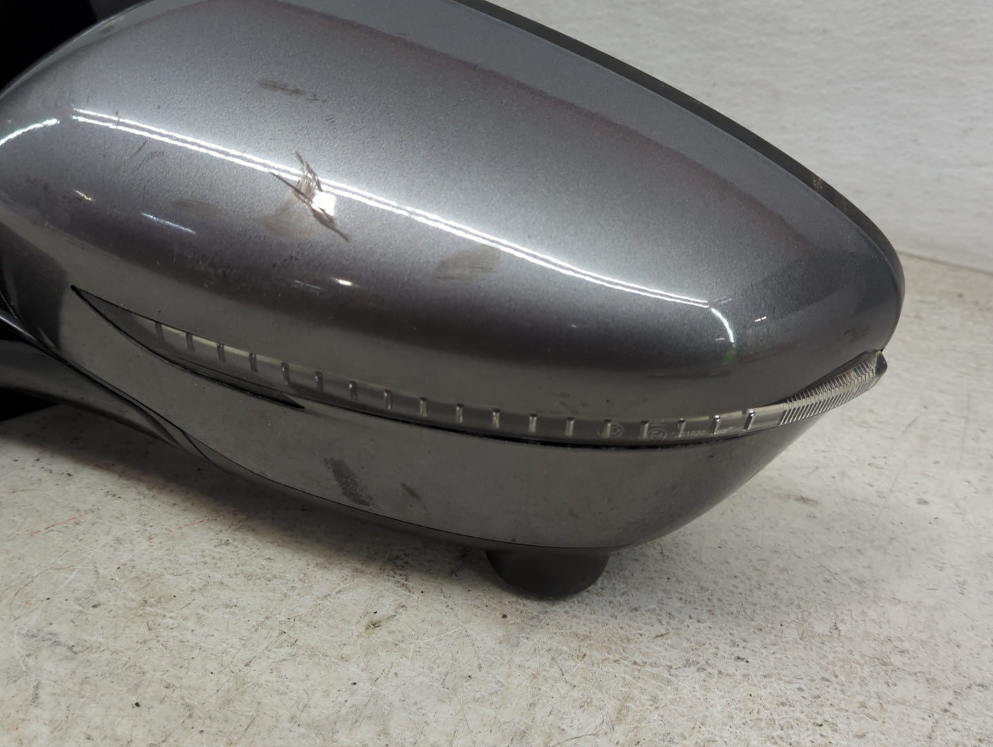 2018-2020 Nissan Pathfinder Driver Side View Mirror - Left Door Mirror OEM Used - Oemusedautoparts1.com