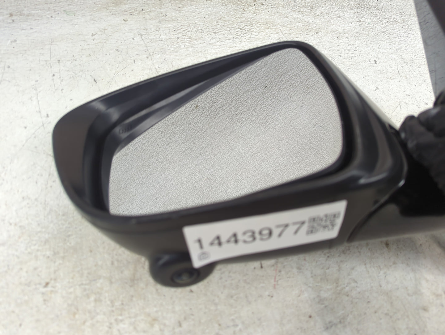 2018-2020 Nissan Pathfinder Driver Side View Mirror - Left Door Mirror OEM Used - Oemusedautoparts1.com