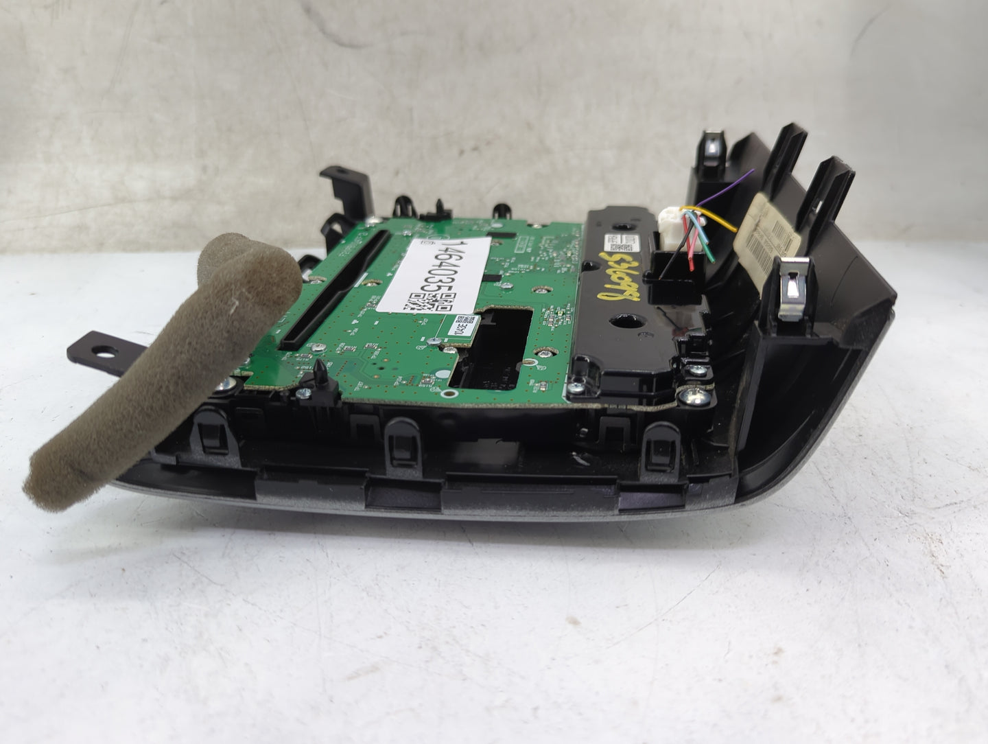2018-2020 Nissan Pathfinder Radio Control Panel 1464035 - Oemusedautoparts1.com