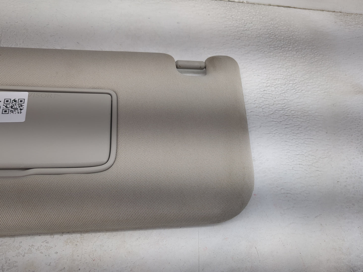 2019-2020 Nissan Pathfinder Sun Visor Shade Replacement Driver Left Mirror Fits Fits 2019 2020 OEM Used Auto Parts - Oemused