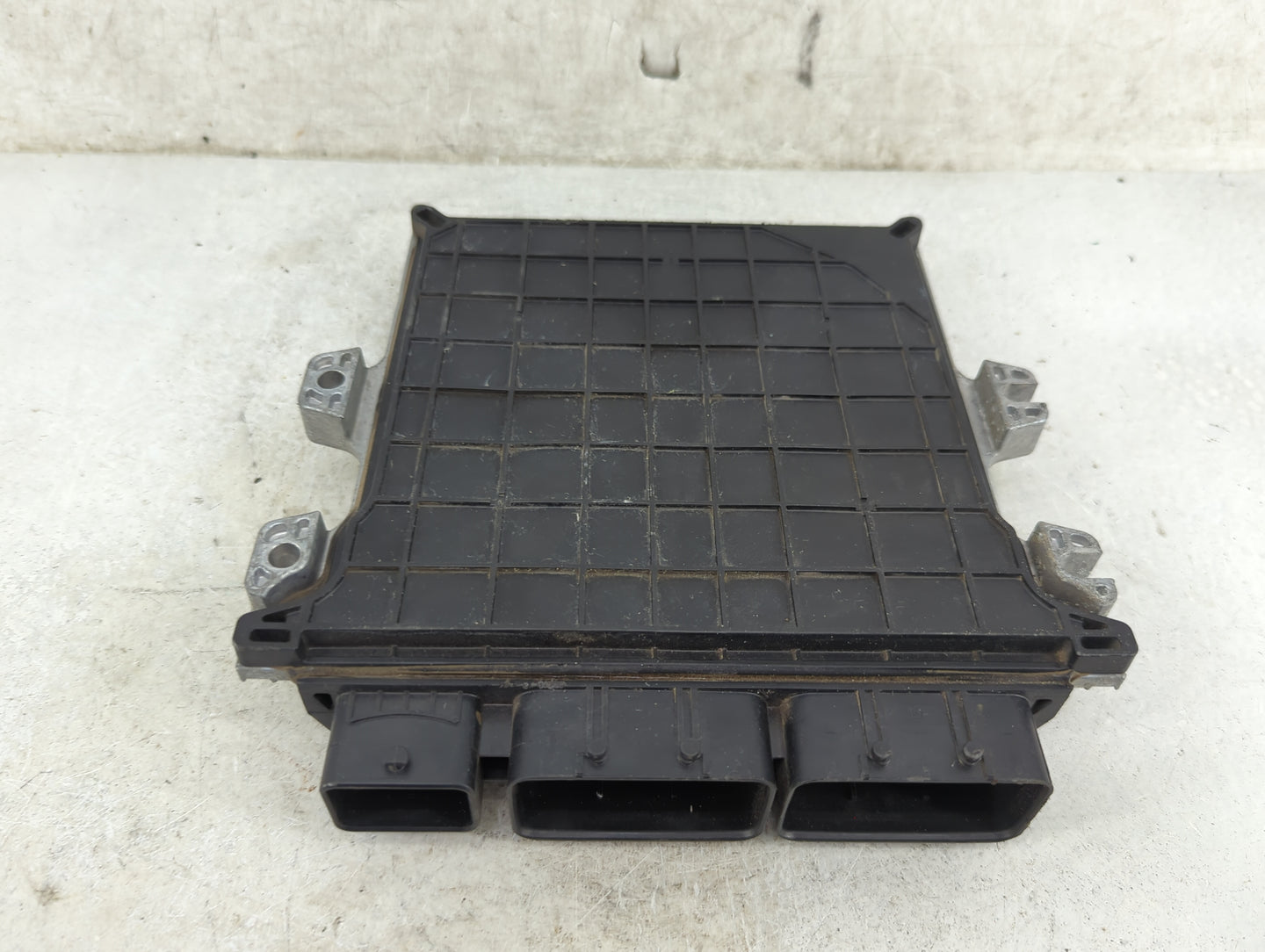2020 Nissan Pathfinder PCM Engine Control Computer ECU ECM PCU OEM P/N:BED40D-300 NEC046-667 Fits OEM Used Auto Parts - Oemu