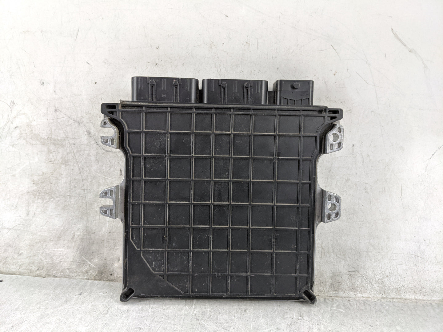 2020 Nissan Pathfinder PCM Engine Control Computer ECU ECM PCU OEM P/N:BED40D-300 NEC046-667 Fits OEM Used Auto Parts - Oemu