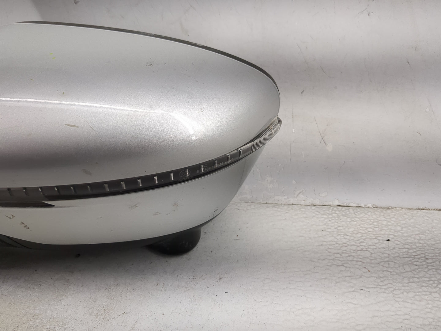 2018-2020 Nissan Pathfinder Driver Side View Mirror - Left Door Mirror OEM Used - Oemusedautoparts1.com