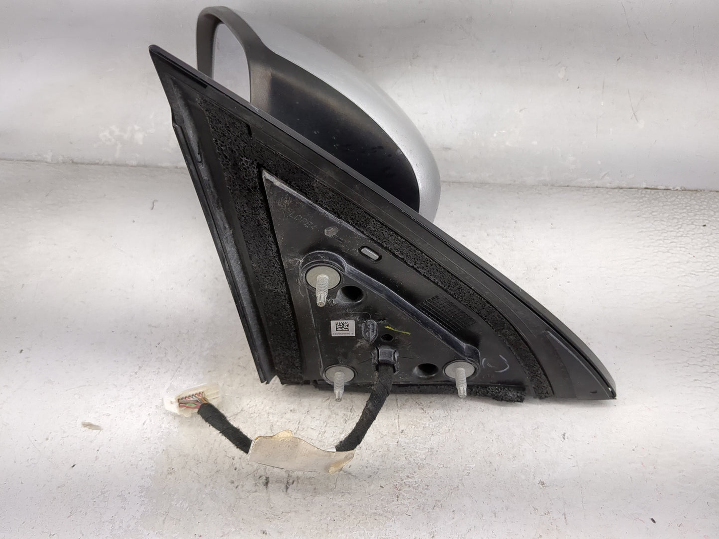 2018-2020 Nissan Pathfinder Driver Side View Mirror - Left Door Mirror OEM Used - Oemusedautoparts1.com