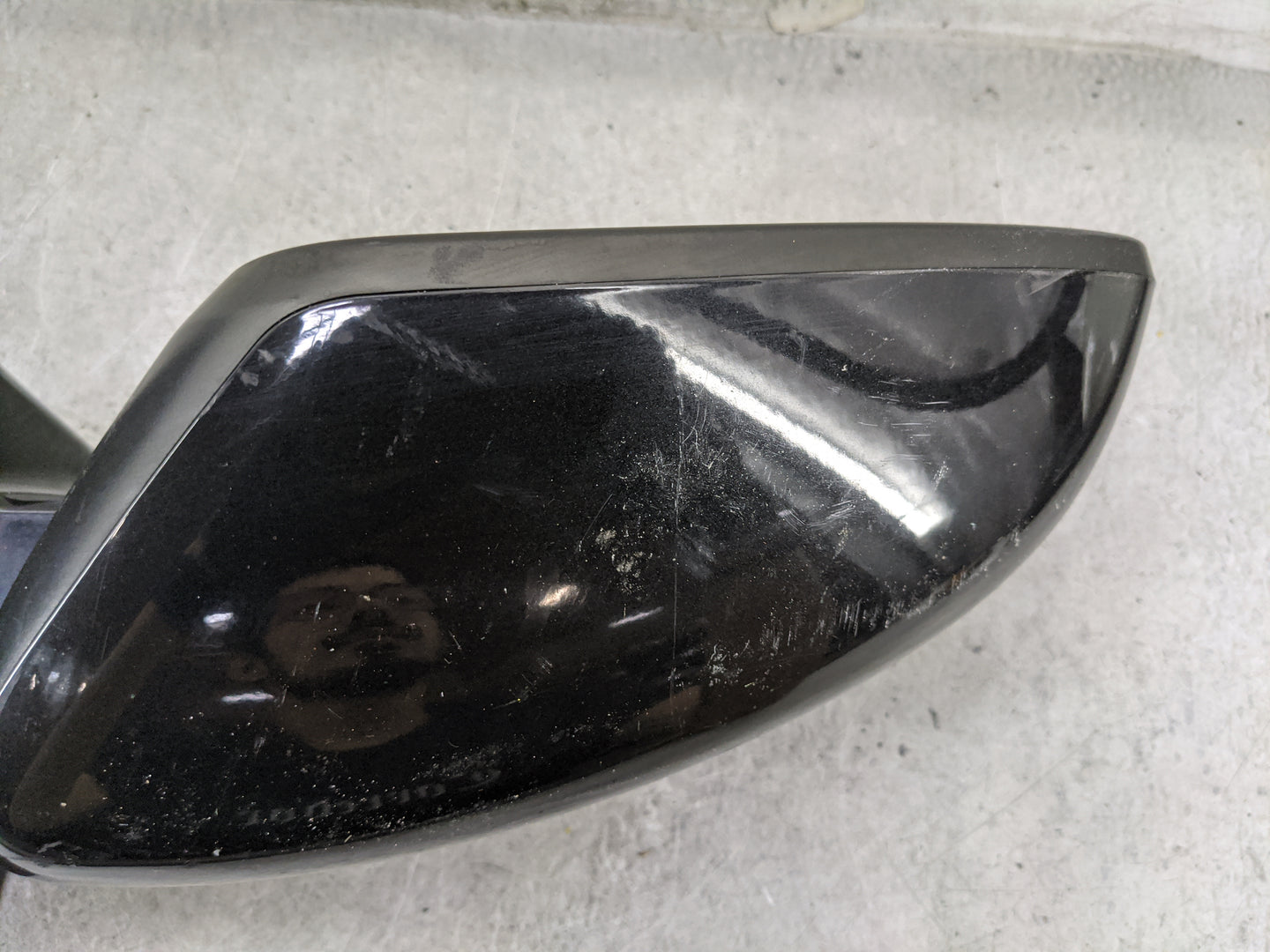 2018-2020 Nissan Pathfinder Driver Side View Mirror - Left Door Mirror OEM Used - Oemusedautoparts1.com