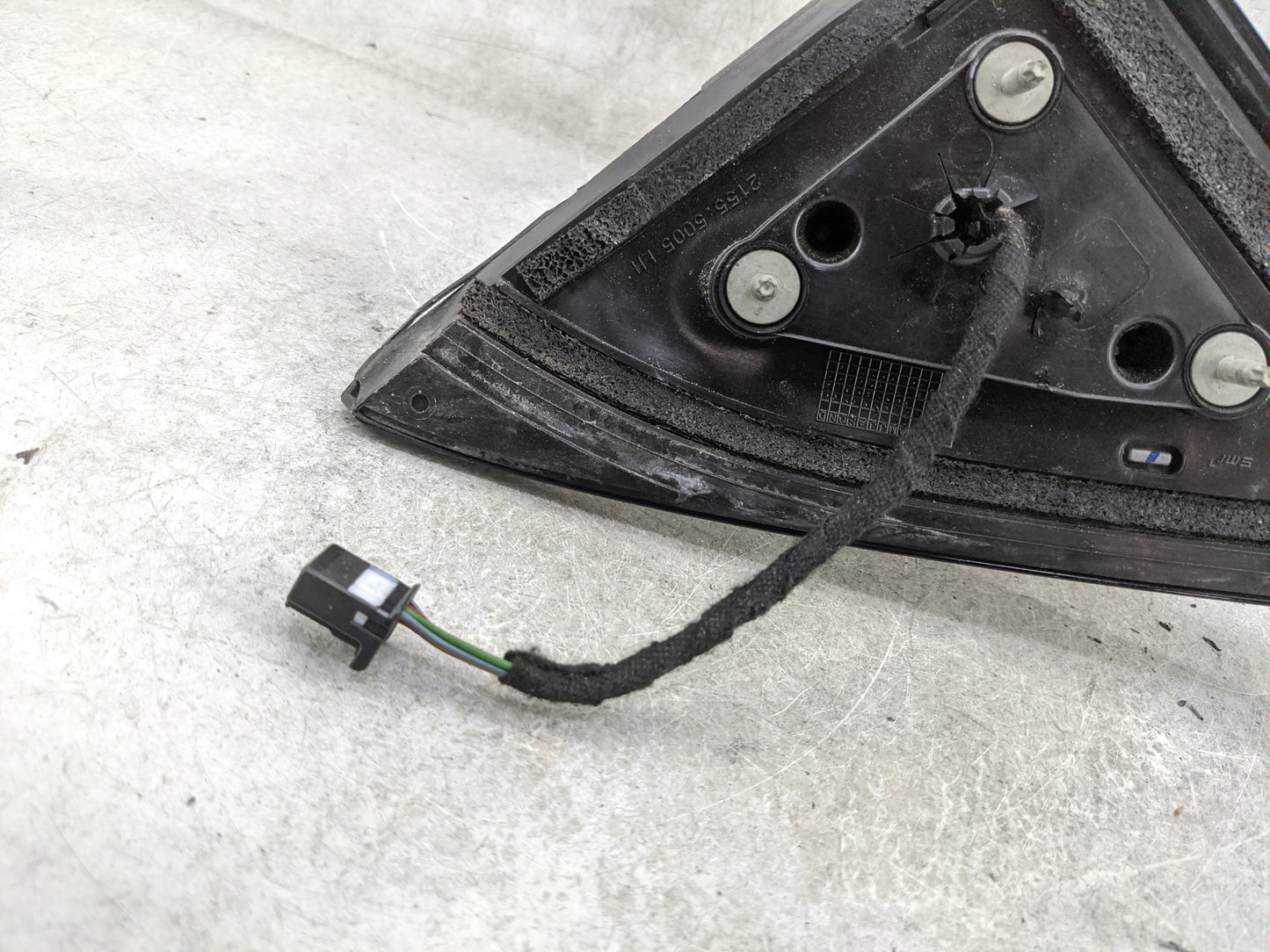 2018-2020 Nissan Pathfinder Driver Side View Mirror - Left Door Mirror OEM Used - Oemusedautoparts1.com