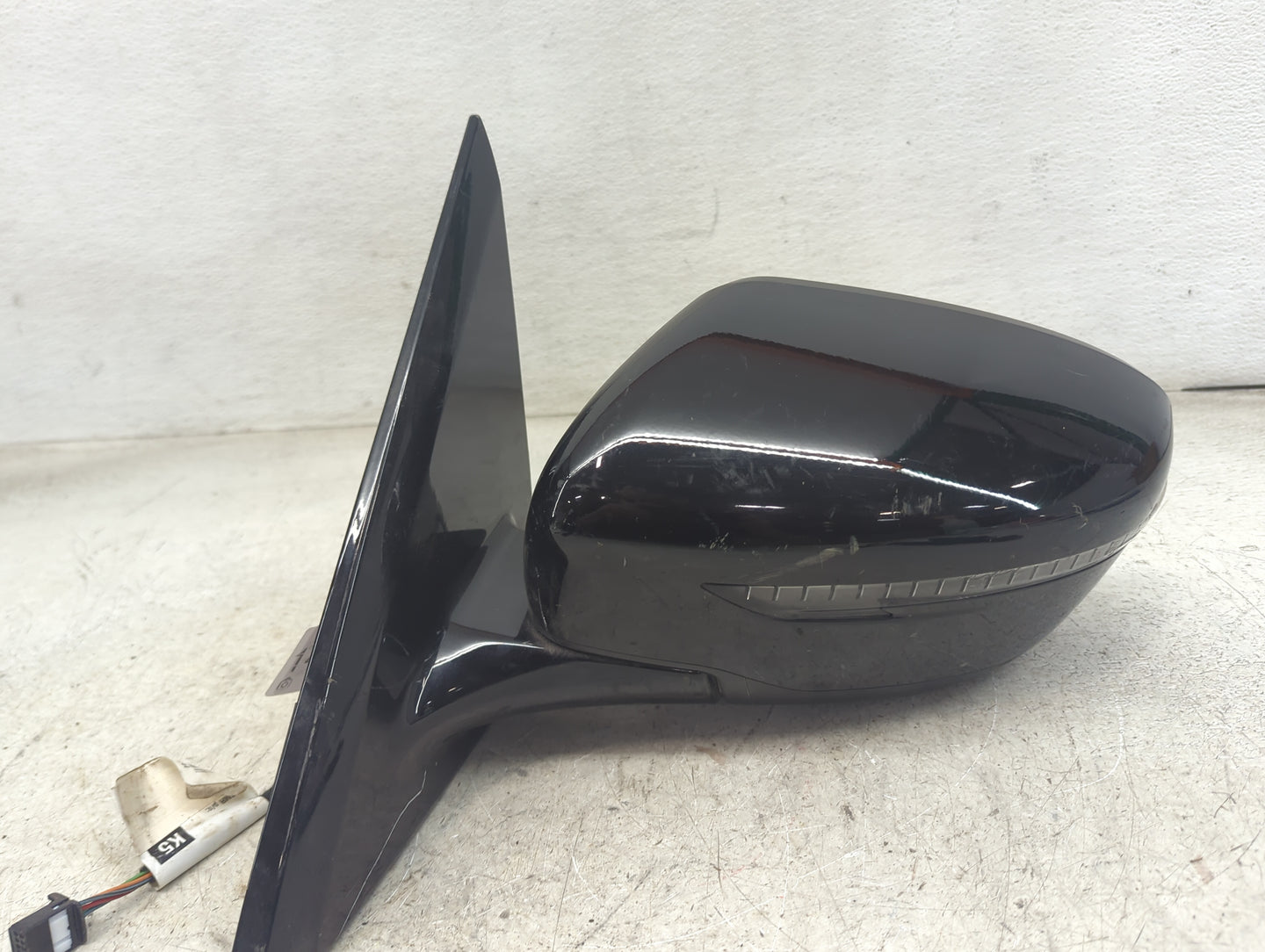 2018-2020 Nissan Pathfinder Driver Side View Mirror - Left Door Mirror OEM Used - Oemusedautoparts1.com