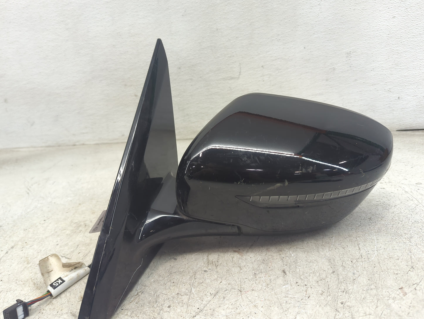 2018-2020 Nissan Pathfinder Driver Side View Mirror - Left Door Mirror OEM Used - Oemusedautoparts1.com