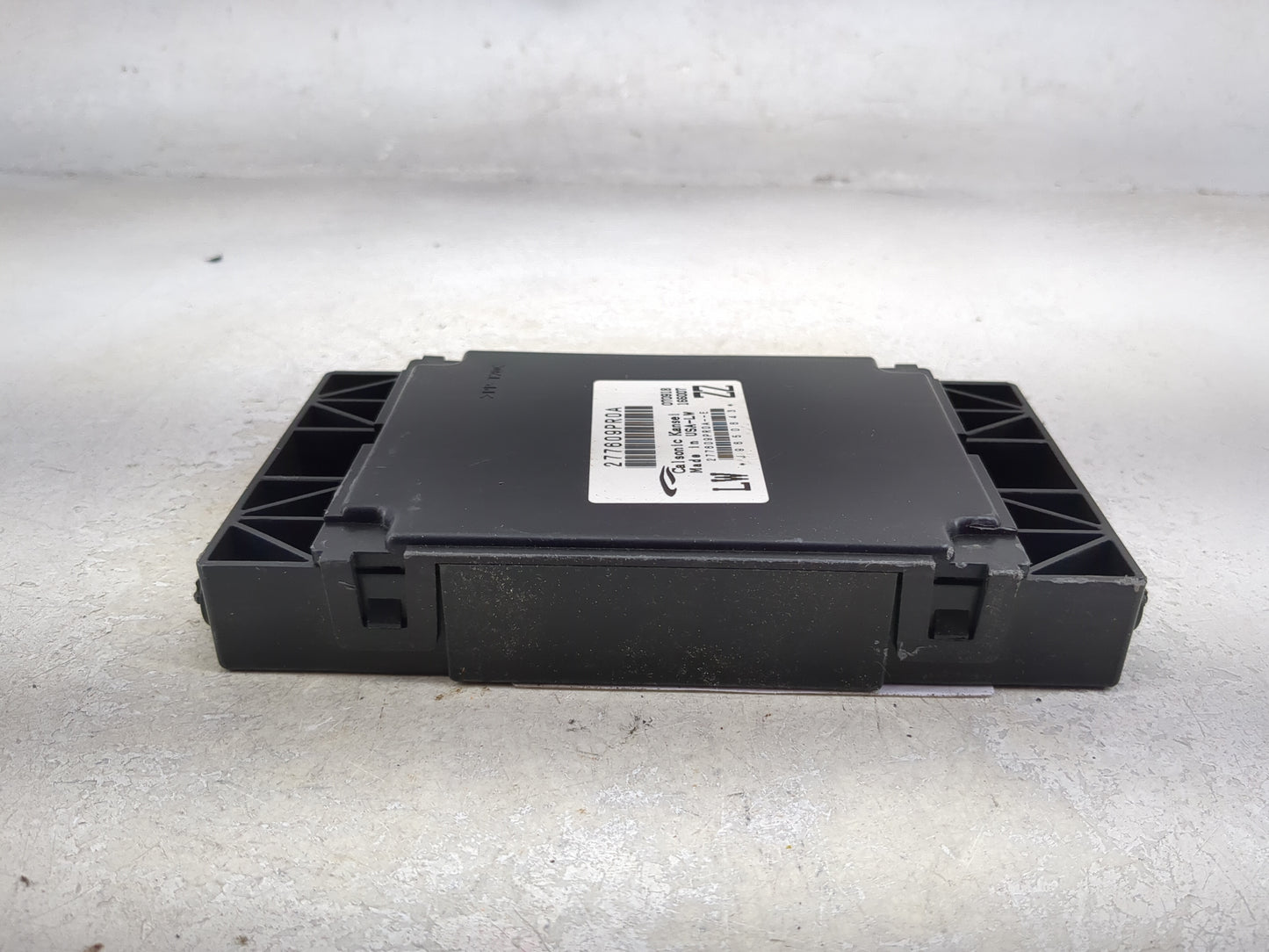 2017-2020 Nissan Pathfinder Radio AM FM Cd Player Receiver Replacement P/N:277609PR0A Fits Fits 2017 2018 2019 2020 OEM Used