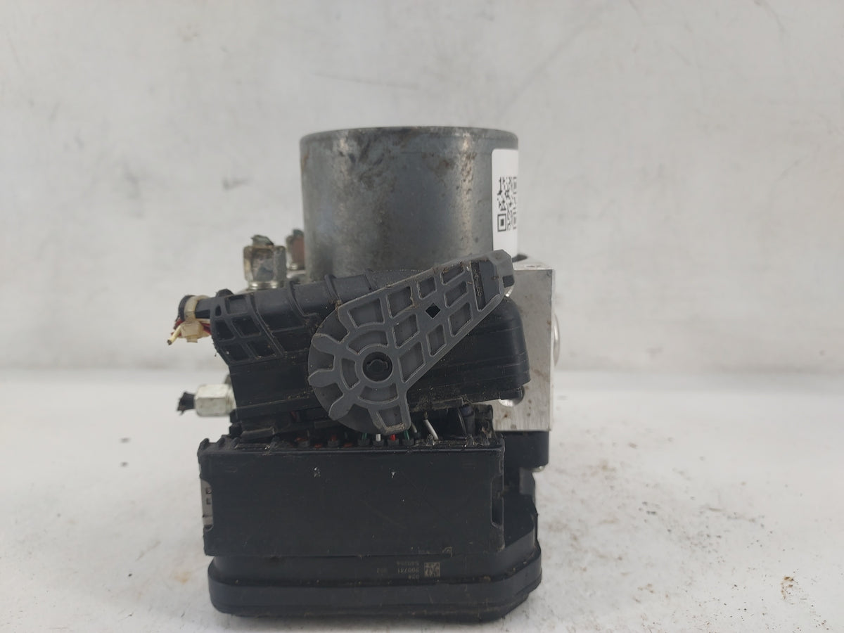 2020 Nissan Pathfinder ABS Pump Control Module Replacement P/N:06085-59090 1K6006 Fits OEM Used Auto Parts - Oemusedautopart