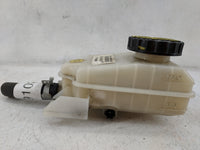 2013-2020 Nissan Pathfinder Brake Master Cylinder 1499102 - Oemusedautoparts1.com
