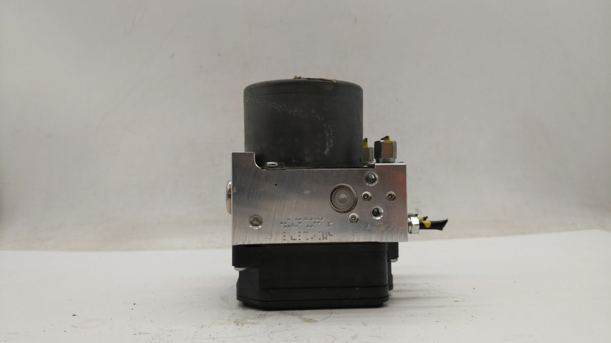 2018-2020 Nissan Pathfinder Anti-Lock Brake ABS Pump Module Actuator OEM P/N:47660 9UC0B 47660 9PP0B Fits Fits 2018 2019 202