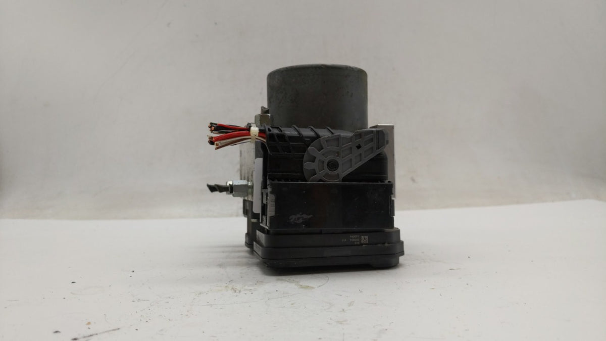 2018-2020 Nissan Pathfinder Anti-Lock Brake ABS Pump Module Actuator OEM P/N:47660 9UC0B 47660 9PP0B Fits Fits 2018 2019 202