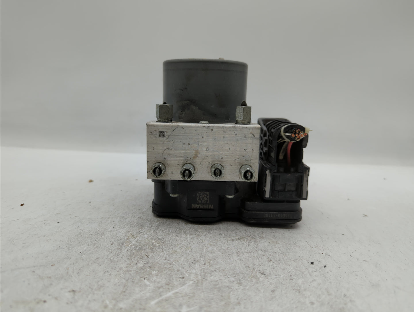 2018-2019 Nissan Pathfinder ABS Pump Control Module Replacement P/N:116040-51100 47660 9UC0B, 47660 9PP0B Fits Fits 2018 201