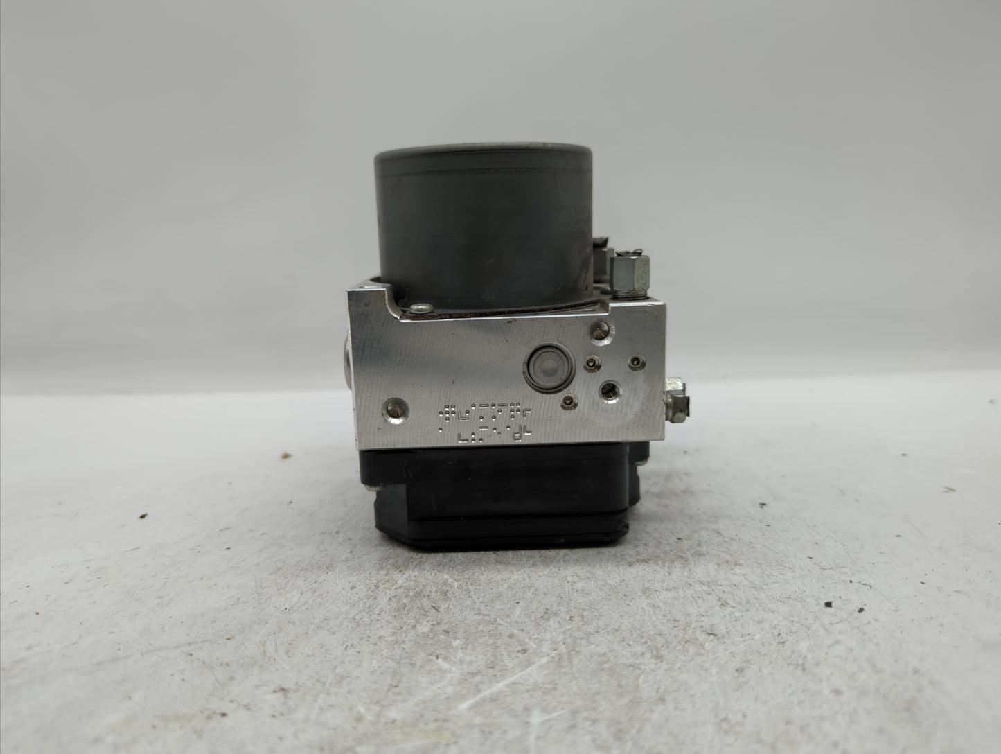 2018-2019 Nissan Pathfinder ABS Pump Control Module Replacement P/N:116040-51100 47660 9UC0B, 47660 9PP0B Fits Fits 2018 201