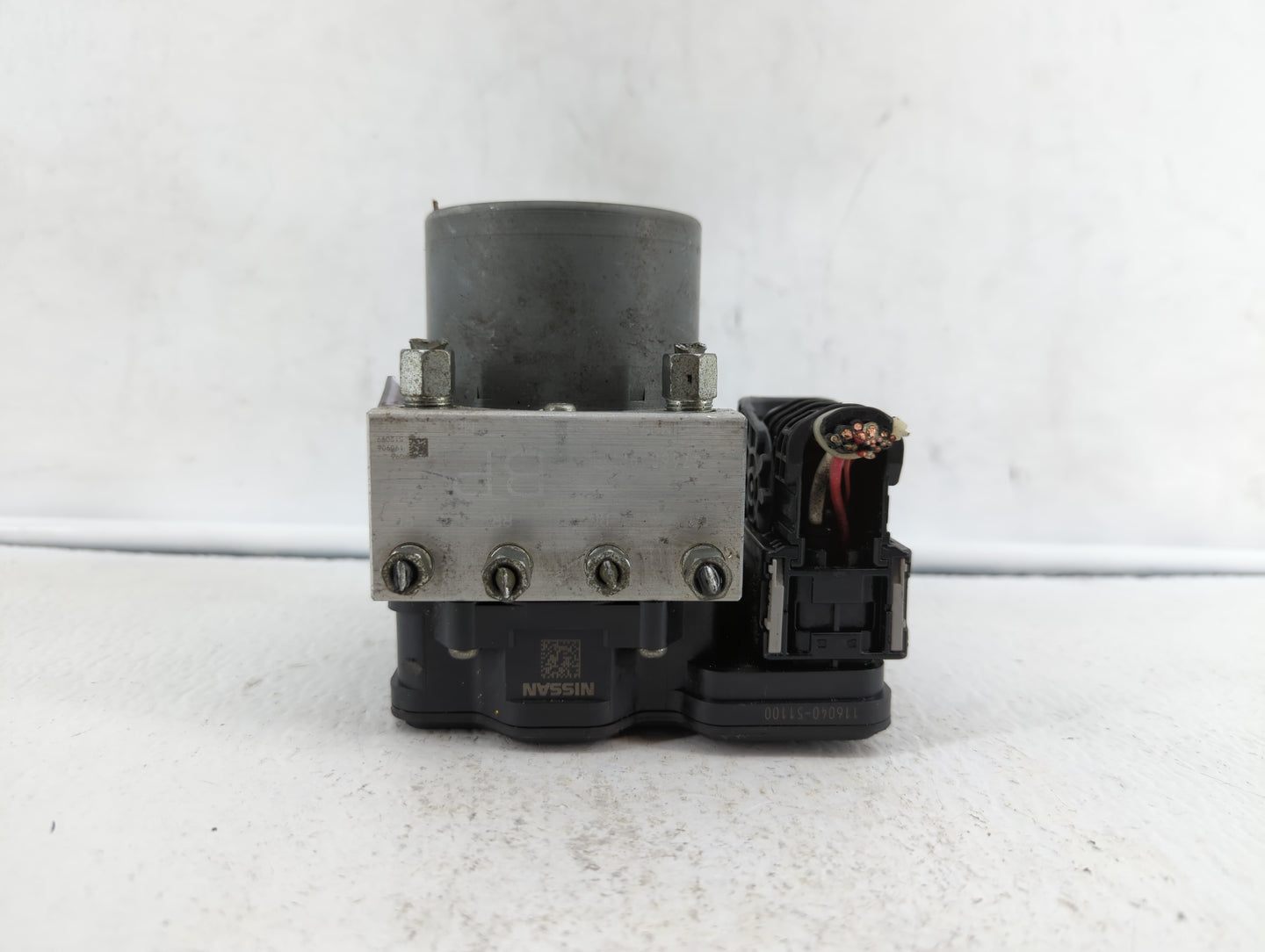 2018-2019 Nissan Pathfinder ABS Pump Control Module Replacement P/N:116040-51100 47660 9UC0B, 47660 9PP0B Fits Fits 2018 201