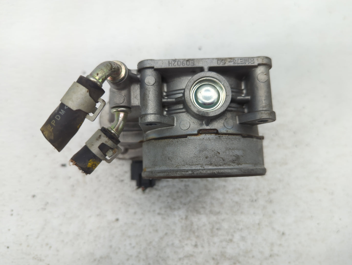 2017-2020 Nissan Pathfinder Throttle Body P/N:RME75-50 Fits Fits 2016 2017 2018 2019 2020 OEM Used Auto Parts - Oemusedautop
