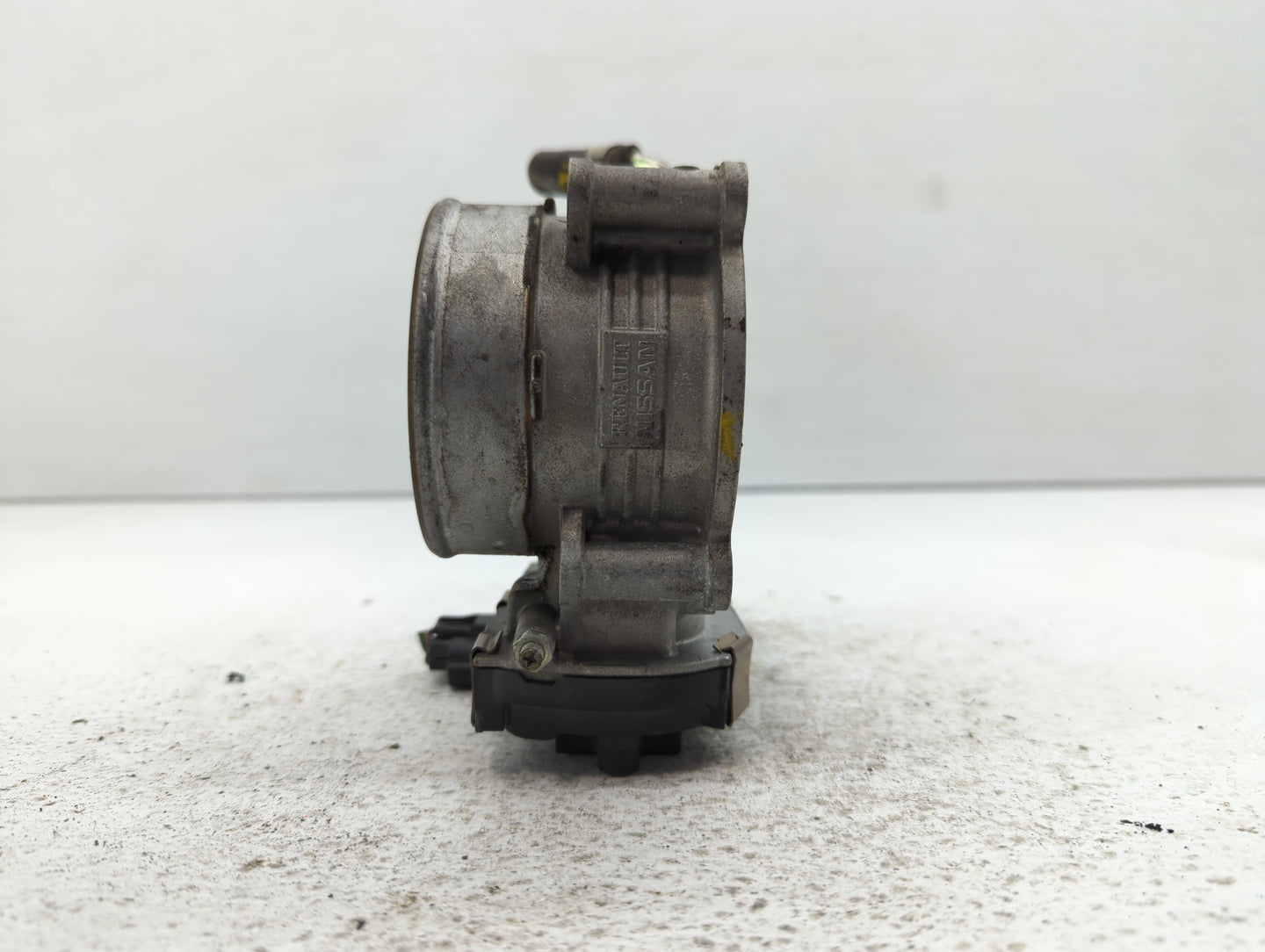 2017-2020 Nissan Pathfinder Throttle Body P/N:RME75-50 Fits Fits 2016 2017 2018 2019 2020 OEM Used Auto Parts - Oemusedautop