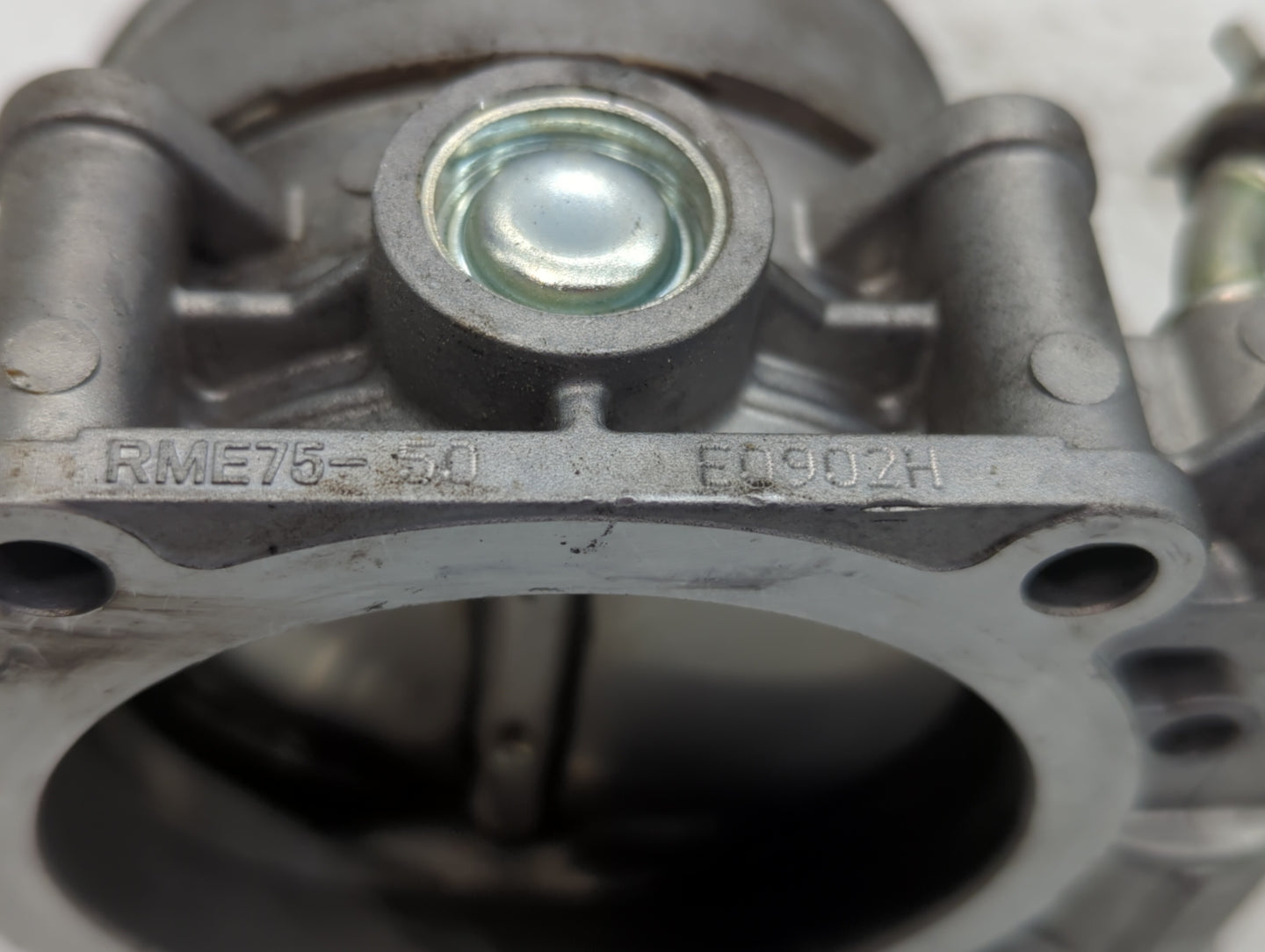 2017-2020 Nissan Pathfinder Throttle Body P/N:RME75-50 Fits Fits 2016 2017 2018 2019 2020 OEM Used Auto Parts - Oemusedautop