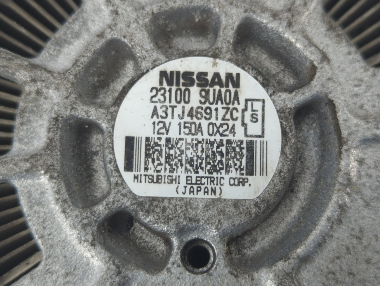 2017-2020 Nissan Pathfinder Alternator Replacement Generator Charging Assembly Engine OEM P/N:23100 9UA0A Fits OEM Used Auto