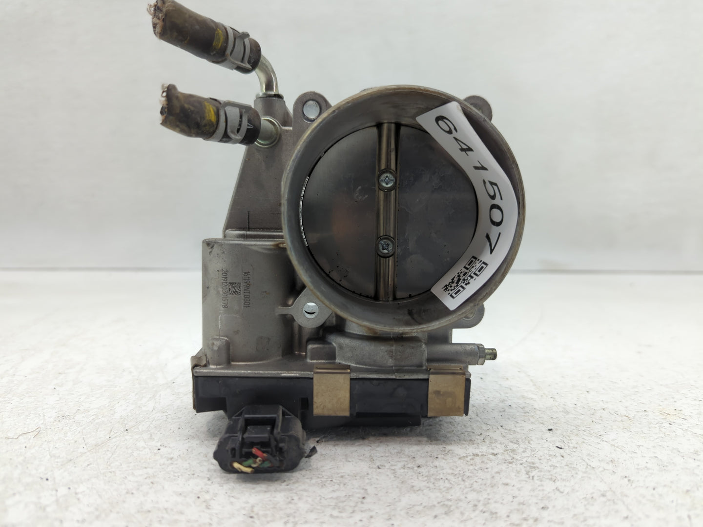 2017-2020 Nissan Pathfinder Throttle Body P/N:166199NT0B01 Fits Fits 2016 2017 2018 2019 2020 OEM Used Auto Parts - Oemuseda