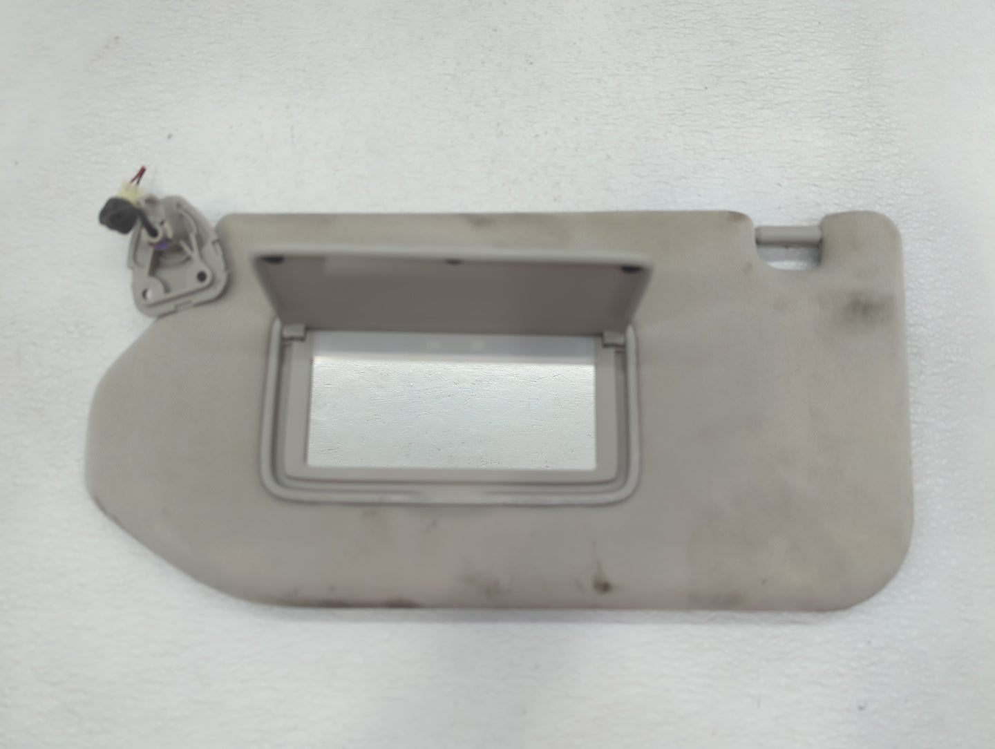 2019-2020 Nissan Pathfinder Sun Visor Shade Replacement Driver Left Mirror Fits Fits 2019 2020 OEM Used Auto Parts - Oemused