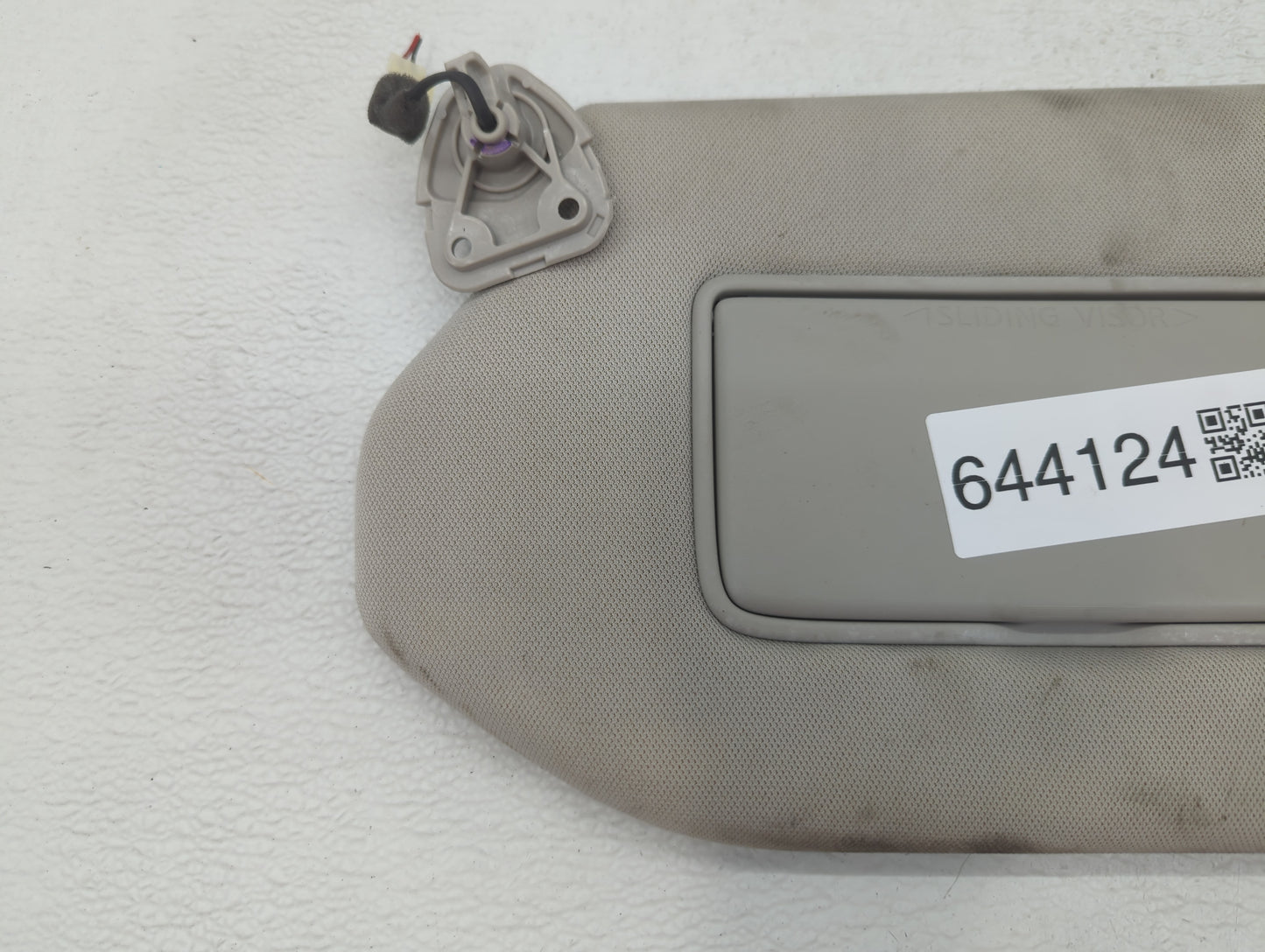 2019-2020 Nissan Pathfinder Sun Visor Shade Replacement Driver Left Mirror Fits Fits 2019 2020 OEM Used Auto Parts - Oemused