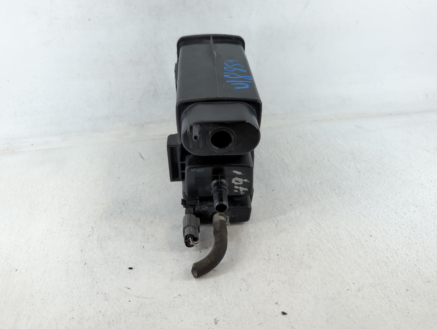 2020 Nissan Pathfinder Fuel Vapor Charcoal Canister 693108 - Oemusedautoparts1.com