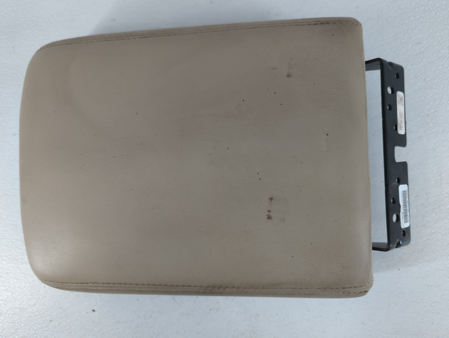 2020 Nissan Pathfinder Center Console Armrest Cover Lid Fits OEM Used Auto Parts - Oemusedautoparts1.com