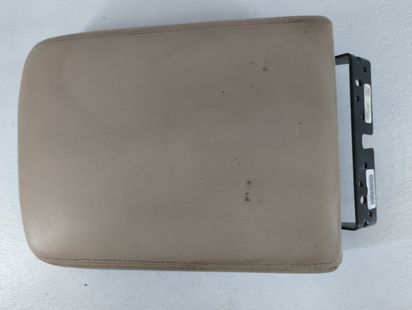 2020 Nissan Pathfinder Center Console Armrest Cover Lid Fits OEM Used Auto Parts - Oemusedautoparts1.com