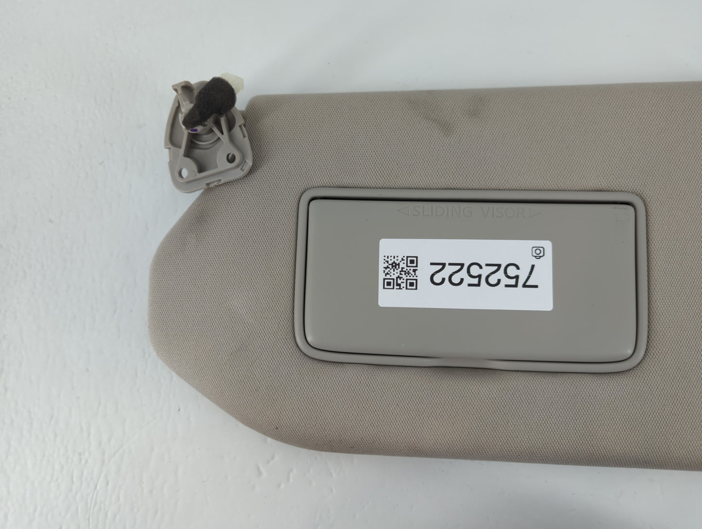 2019-2020 Nissan Pathfinder Sun Visor Shade Replacement Driver Left Mirror Fits Fits 2019 2020 OEM Used Auto Parts - Oemused