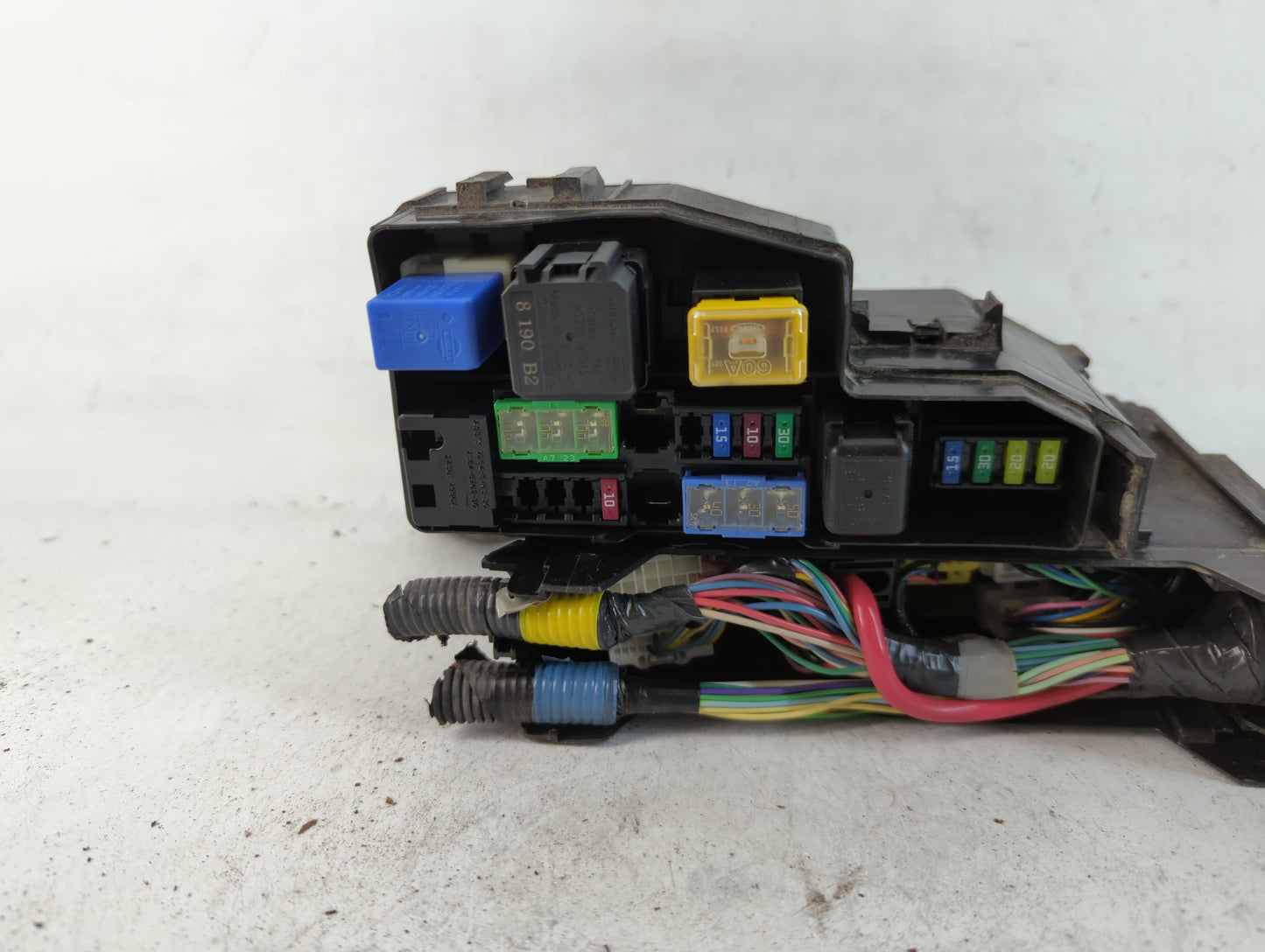 2015-2022 Nissan Pathfinder Fusebox Fuse Box Panel Relay Module P/N:9NB0A Fits Fits 2015 2016 2017 2018 2019 2020 2022 OEM U