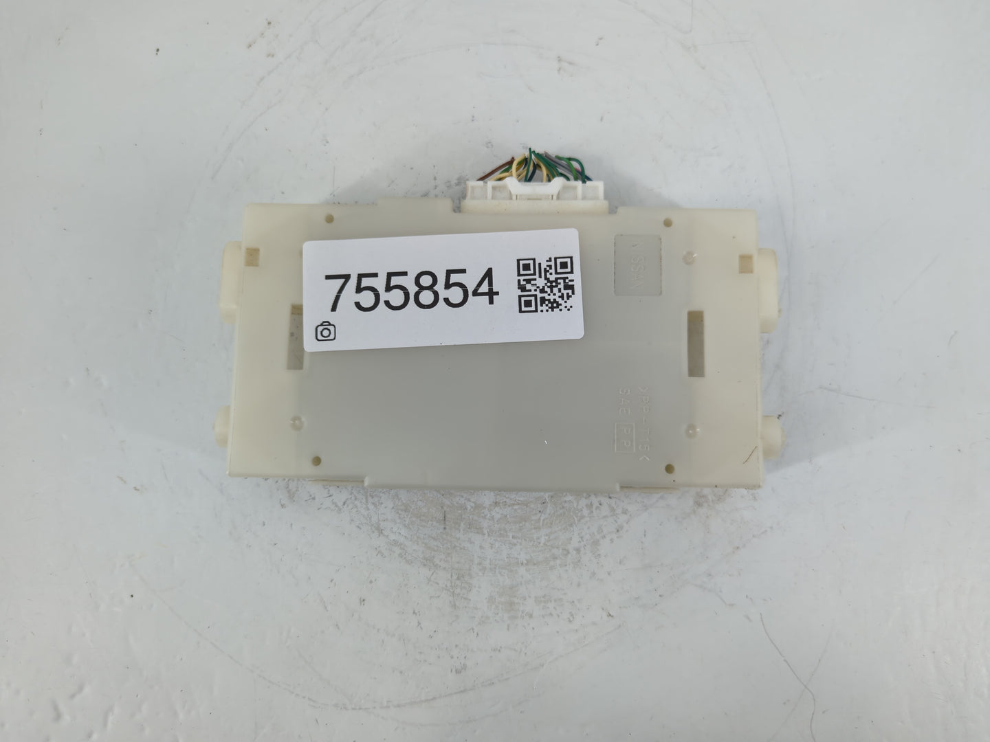 2015-2020 Nissan Pathfinder Am Fm Cd Player Radio Receiver - Oemusedautoparts1.com