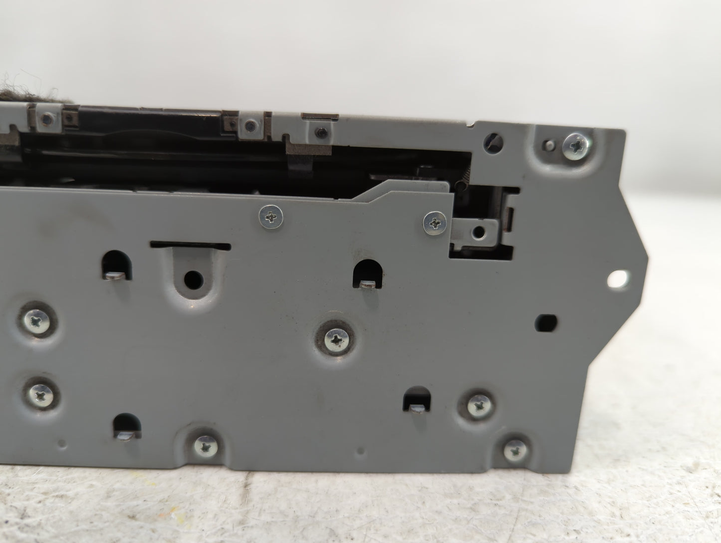 2017-2020 Nissan Pathfinder Am Fm Cd Player Radio Receiver - Oemusedautoparts1.com