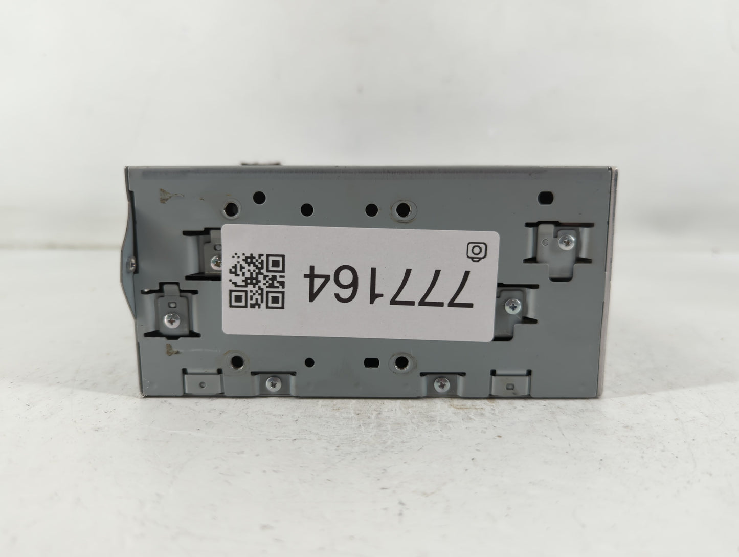 2017-2020 Nissan Pathfinder Radio AM FM Cd Player Receiver Replacement P/N:28330 9PB0A Fits Fits 2017 2018 2019 2020 OEM Use