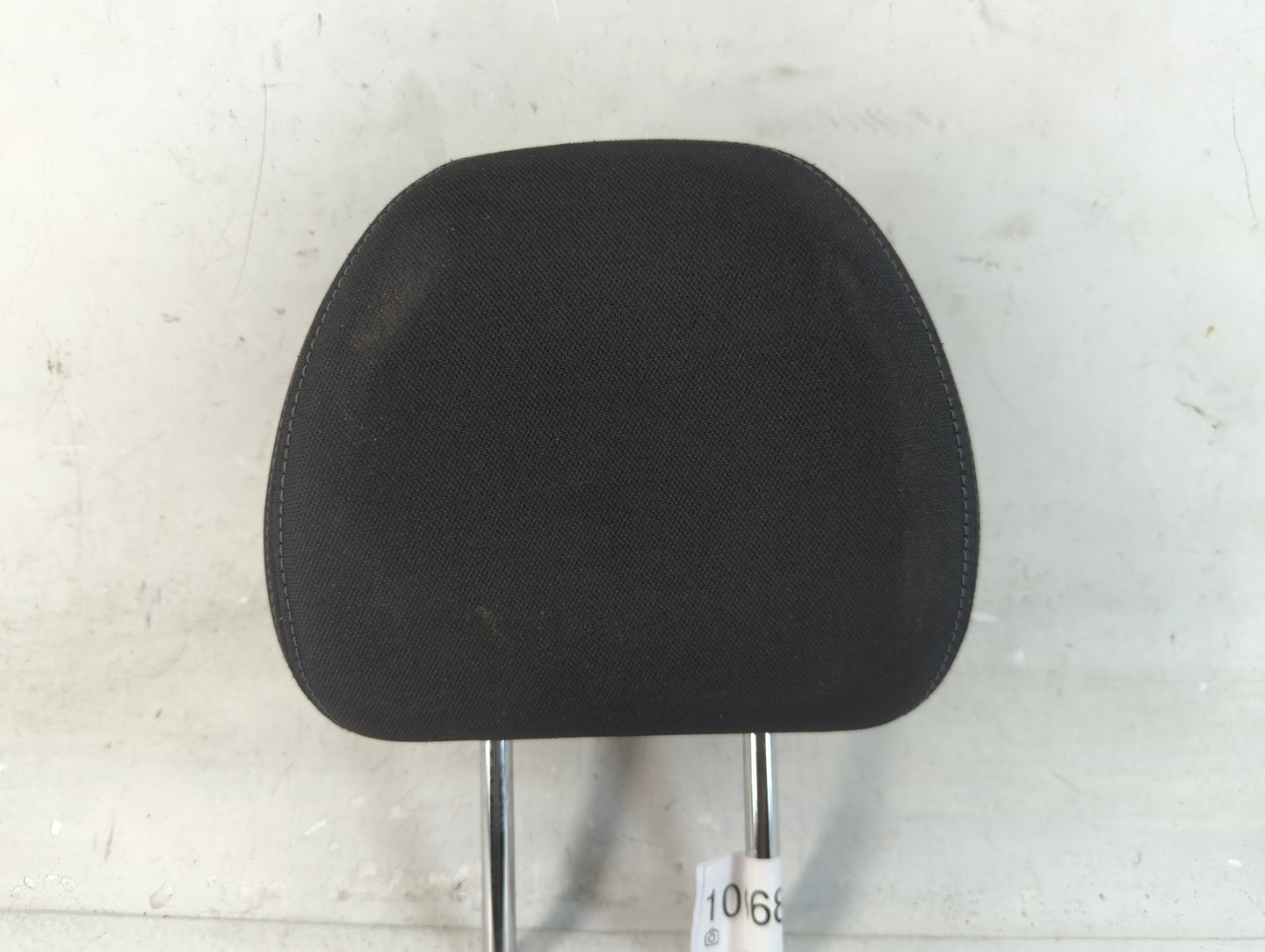 2017-2020 Nissan Rogue Headrest Head Rest Front Driver Passenger Seat Fits Fits 2017 2018 2019 2020 OEM Used Auto Parts - Oe