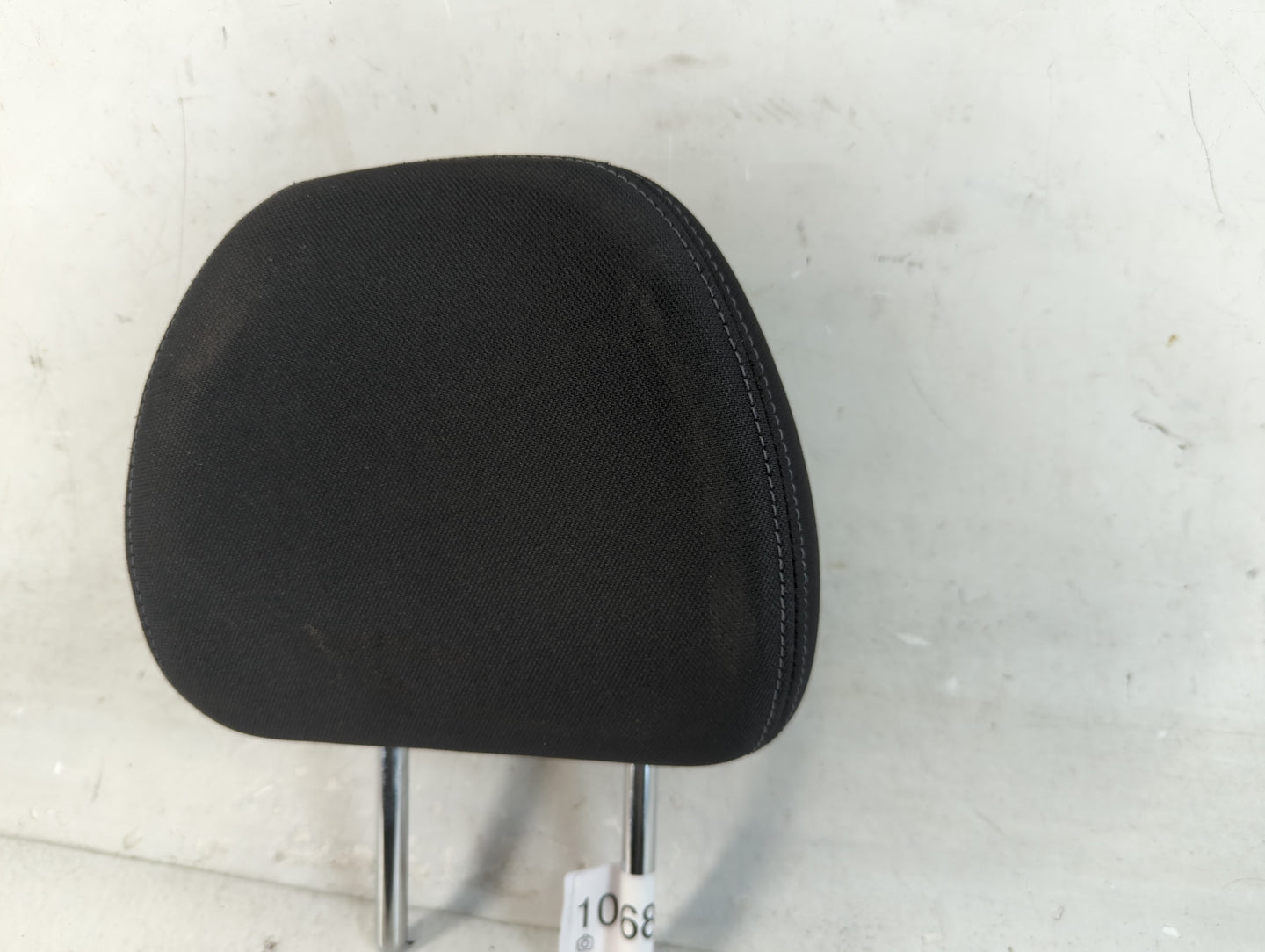 2017-2020 Nissan Rogue Headrest Head Rest Front Driver Passenger Seat Fits Fits 2017 2018 2019 2020 OEM Used Auto Parts - Oe