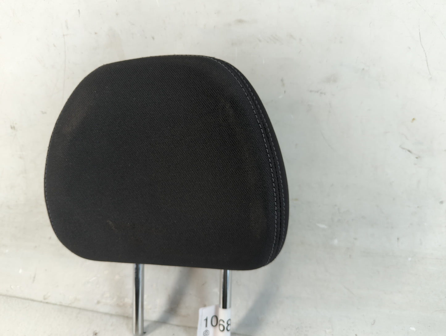 2017-2020 Nissan Rogue Headrest Head Rest Front Driver Passenger Seat Fits Fits 2017 2018 2019 2020 OEM Used Auto Parts - Oe