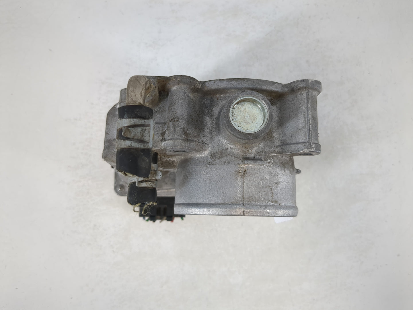 2014-2020 Nissan Rogue Throttle Body P/N:3TA60-01 C Fits Fits 2013 2014 2015 2016 2017 2018 2019 2020 OEM Used Auto Parts - 