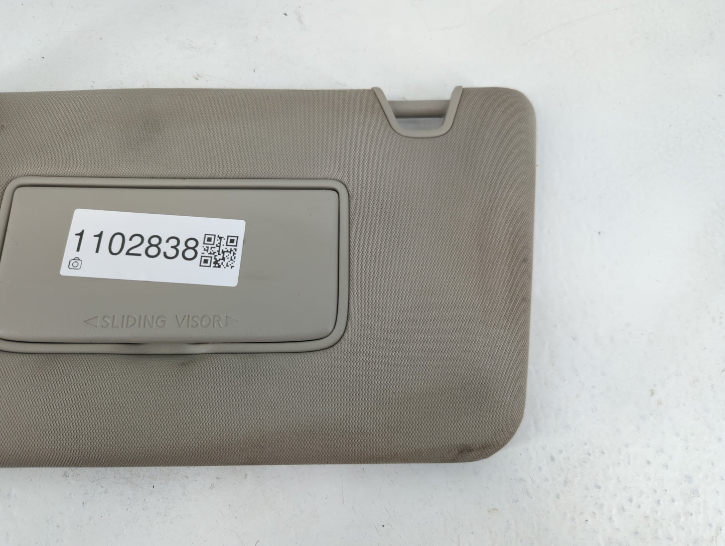 2018-2020 Nissan Rogue Sun Visor Shade Replacement Driver Left Mirror Fits Fits 2018 2019 2020 OEM Used Auto Parts - Oemused