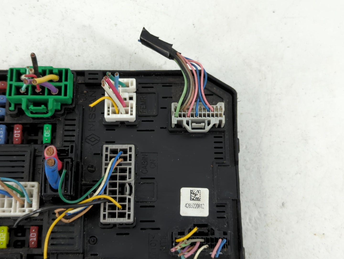 2017-2020 Nissan Rogue Chassis Control Module Ccm Bcm Body Control - Oemusedautoparts1.com