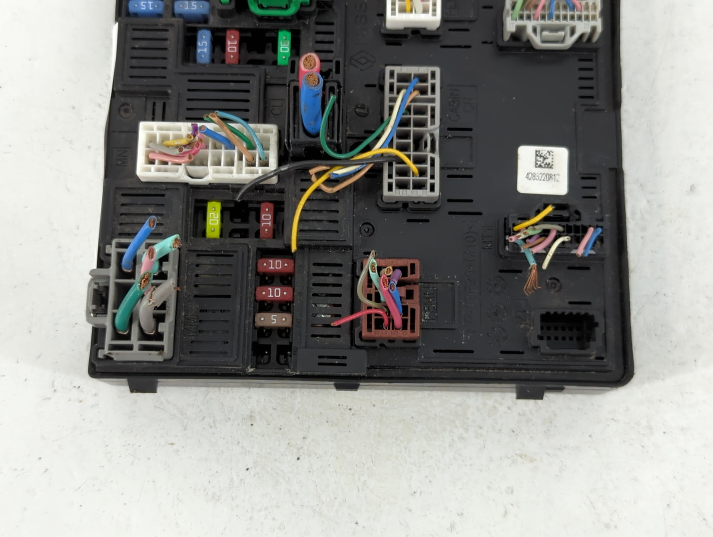 2017-2020 Nissan Rogue Chassis Control Module Ccm Bcm Body Control - Oemusedautoparts1.com