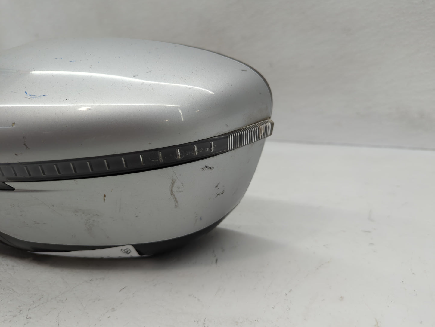 2017-2020 Nissan Rogue Driver Side View Mirror - Left Door Mirror OEM Used - Oemusedautoparts1.com