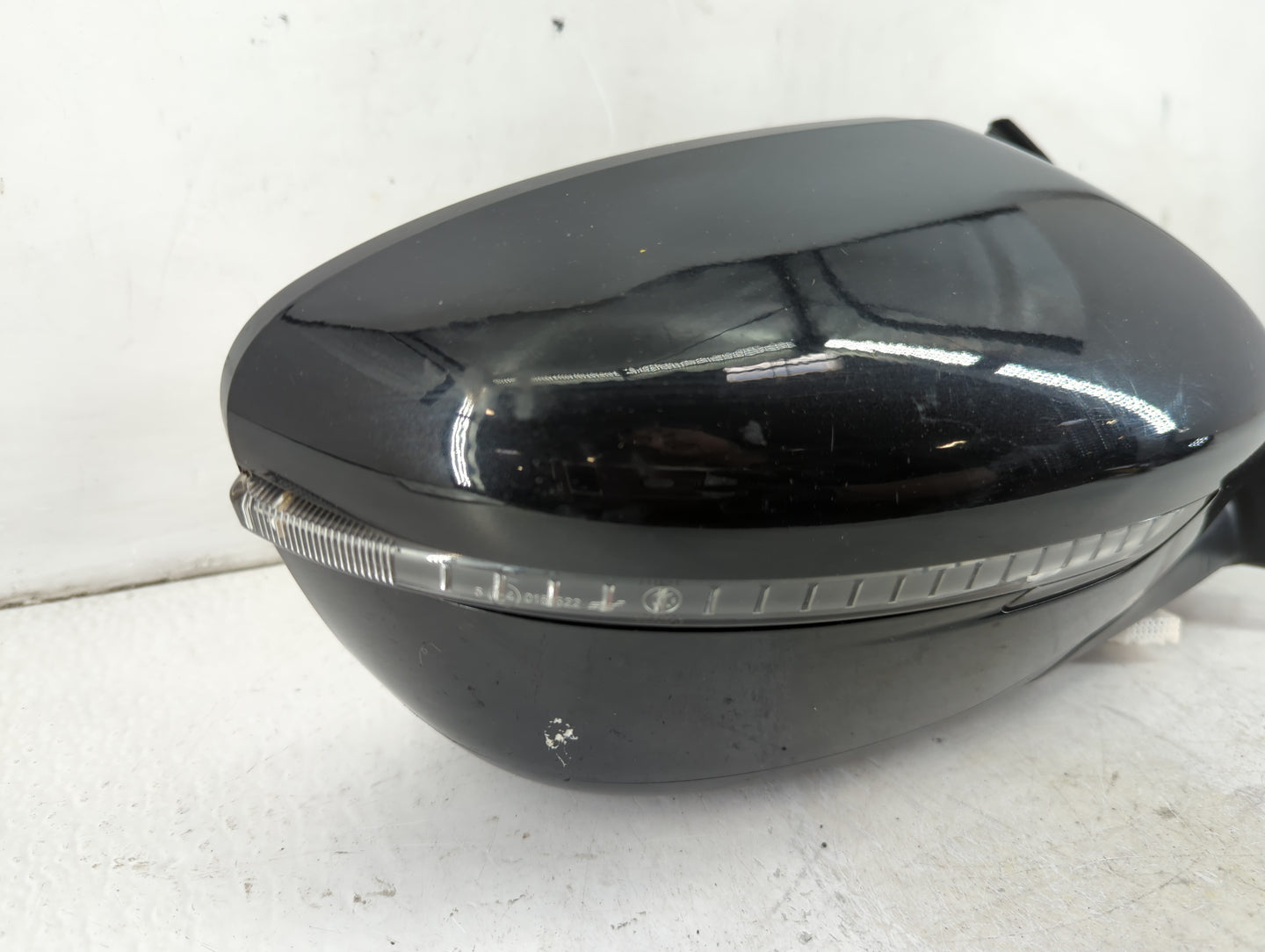 2017-2020 Nissan Rogue Passenger Side View Mirror - Right Door Mirror OEM Used - Oemusedautoparts1.com