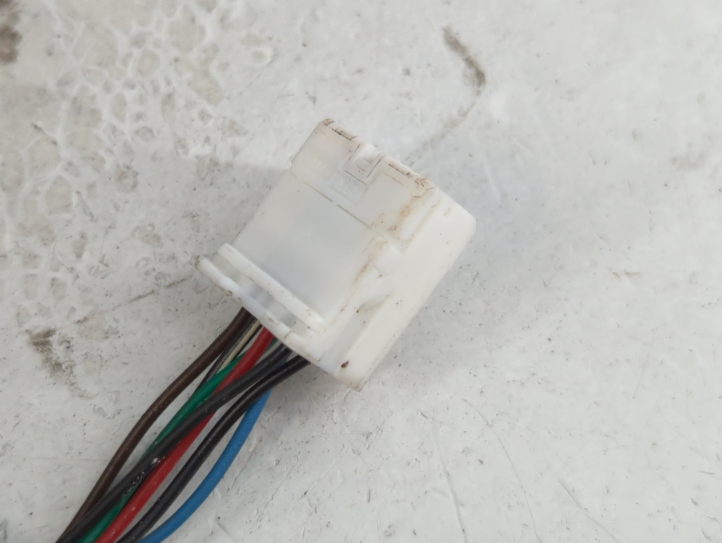 2017-2020 Nissan Rogue Passenger Side View Mirror - Right Door Mirror OEM Used - Oemusedautoparts1.com