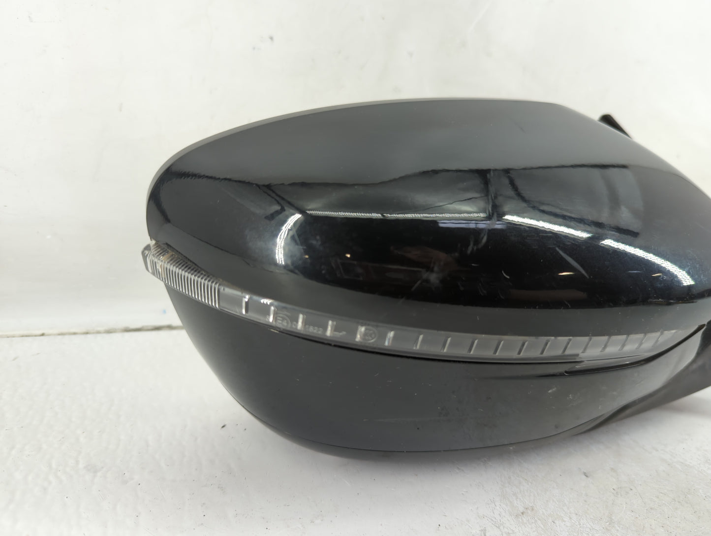 2017-2020 Nissan Rogue Passenger Side View Mirror - Right Door Mirror OEM Used - Oemusedautoparts1.com
