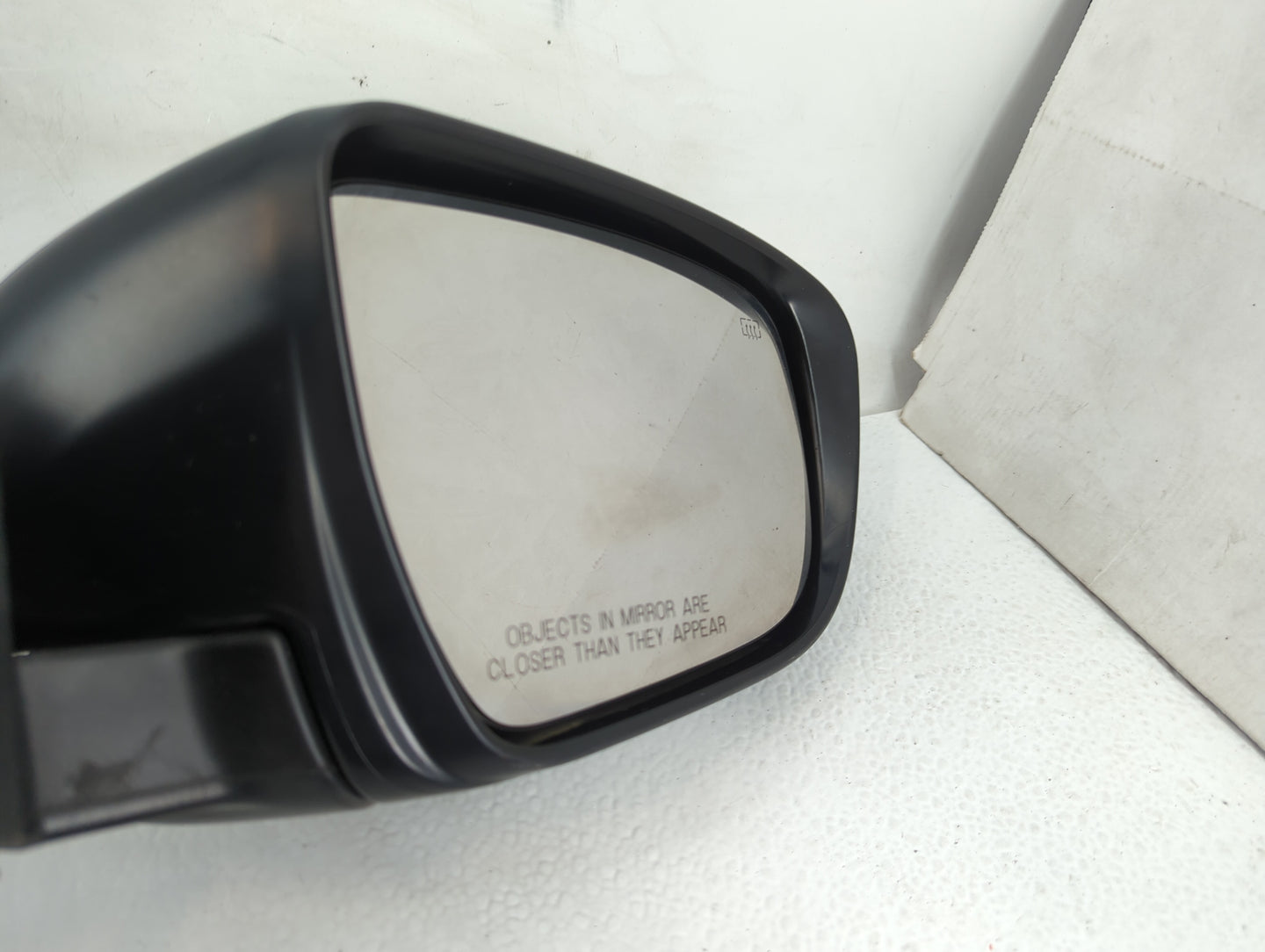 2017-2020 Nissan Rogue Passenger Side View Mirror - Right Door Mirror OEM Used - Oemusedautoparts1.com