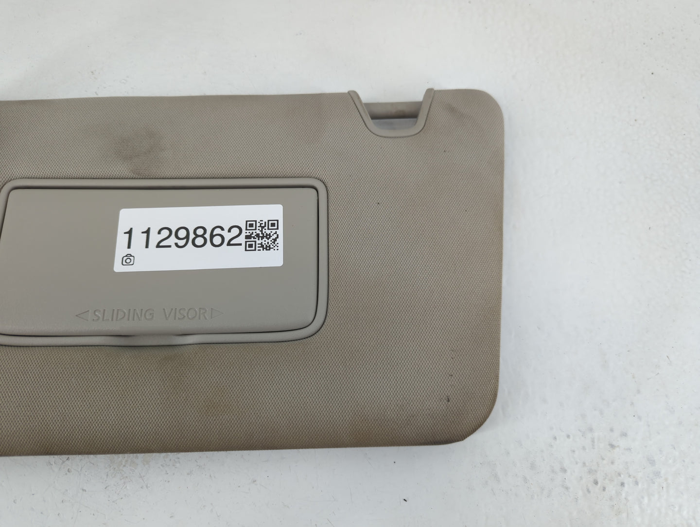 2018-2020 Nissan Rogue Sun Visor Shade Replacement Driver Left Mirror Fits Fits 2018 2019 2020 OEM Used Auto Parts - Oemused