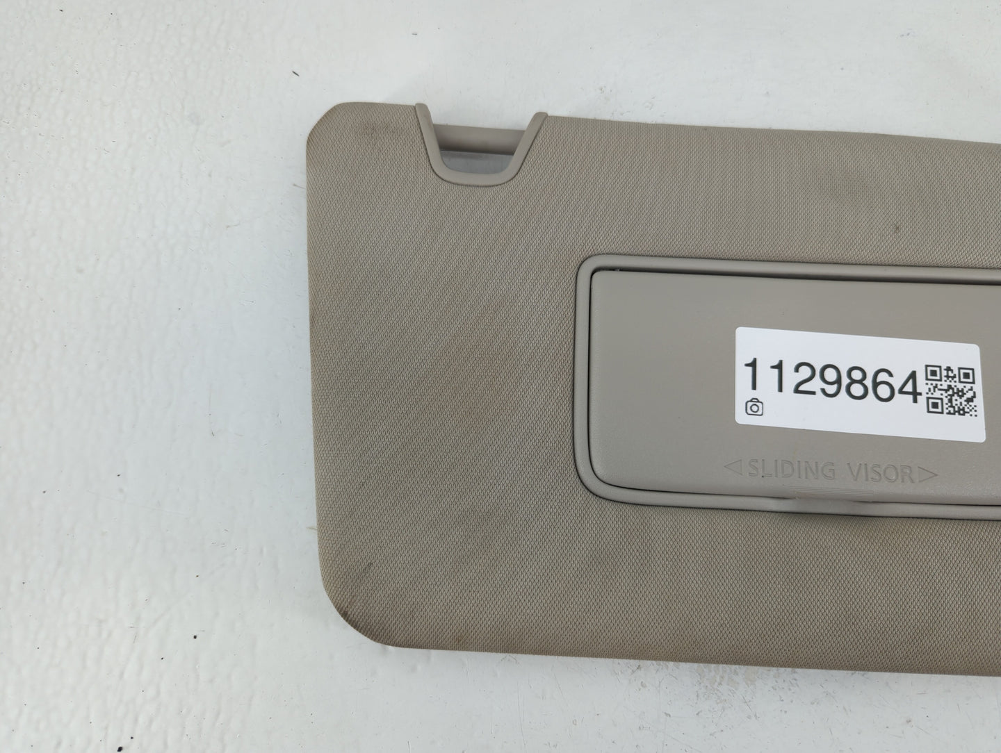 2018-2020 Nissan Rogue Sun Visor Shade Replacement Passenger Right Mirror Fits Fits 2018 2019 2020 OEM Used Auto Parts - Oem