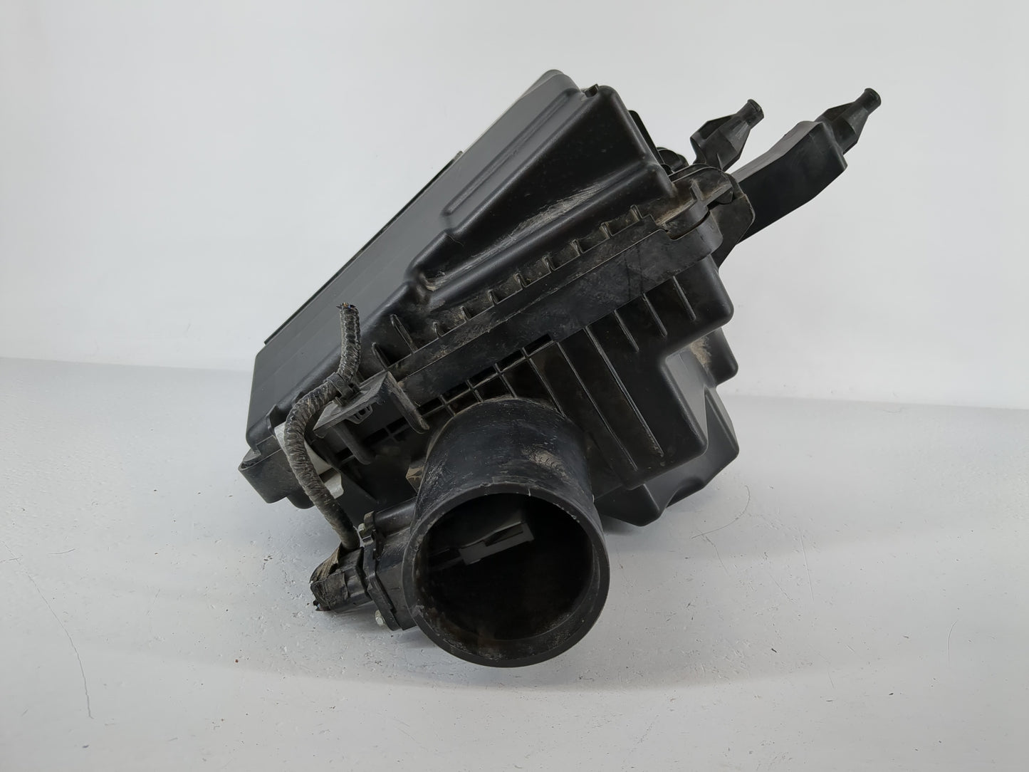 2019-2020 Nissan Rogue Air Cleaner Intake-duct Hose Tube - Oemusedautoparts1.com